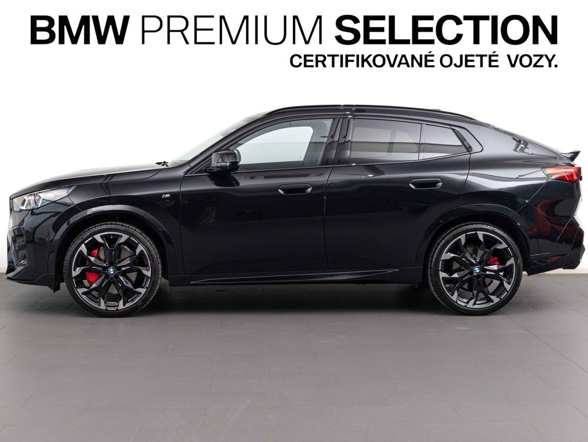 BMW X2 SUV 2,0 l 221 kw