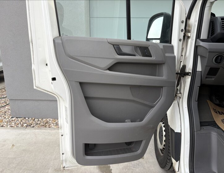 Volkswagen Crafter Skříň 2,0 l 103 kw