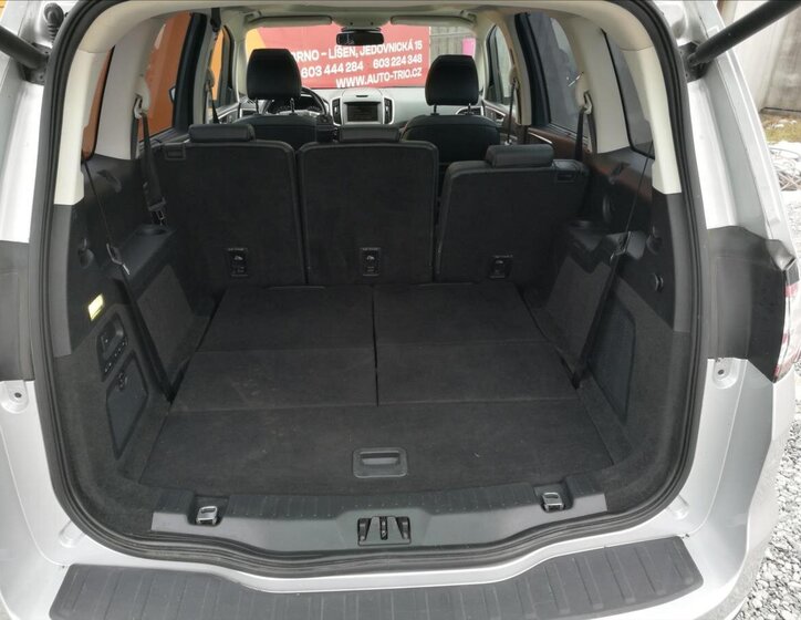 Ford Galaxy Kombi 2,0 l 154 kw