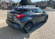 Toyota C-HR SUV / Terénní 1,8 l 72 kw
