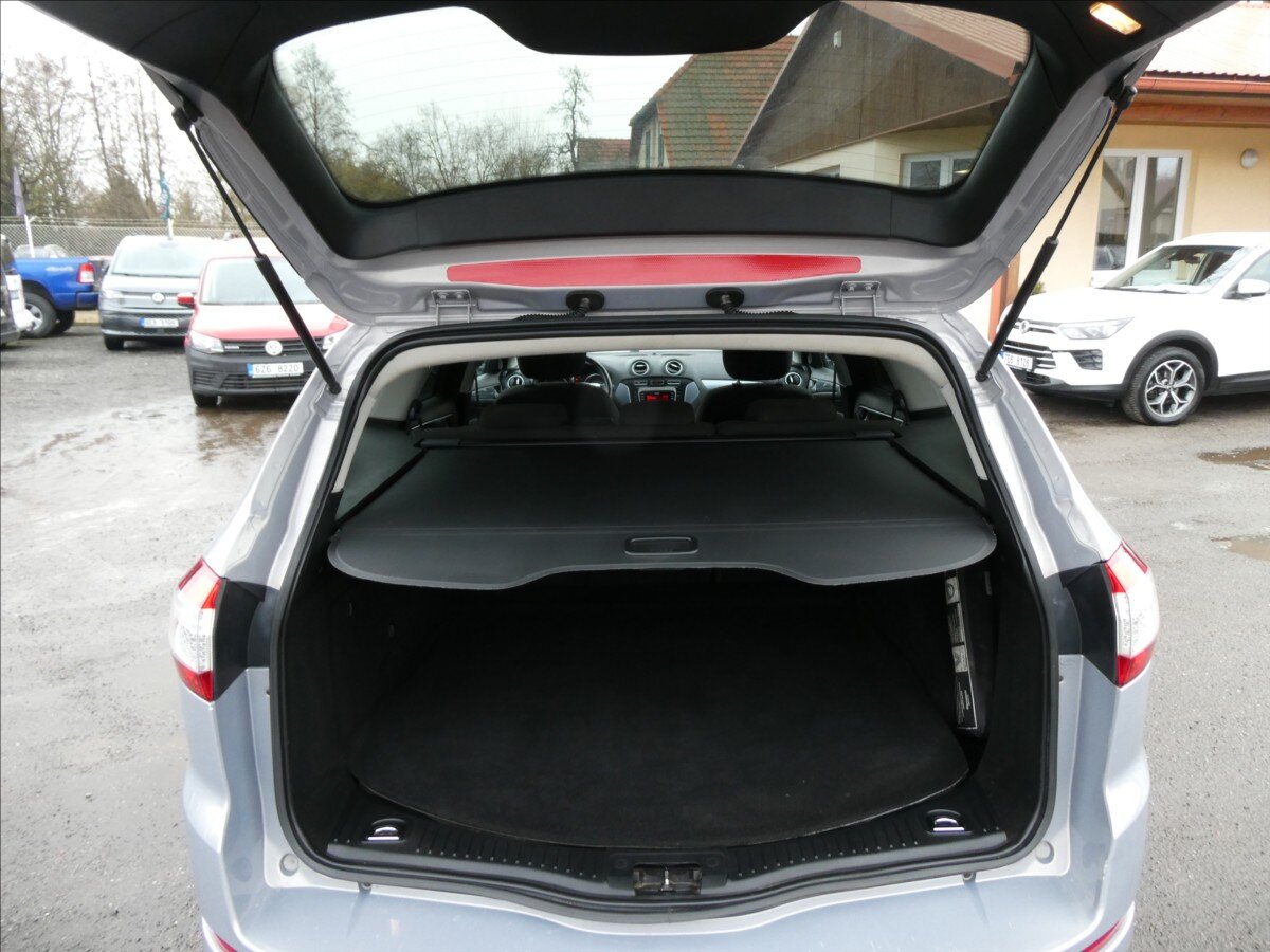 Ford Mondeo Kombi 1,6 l 85 kw