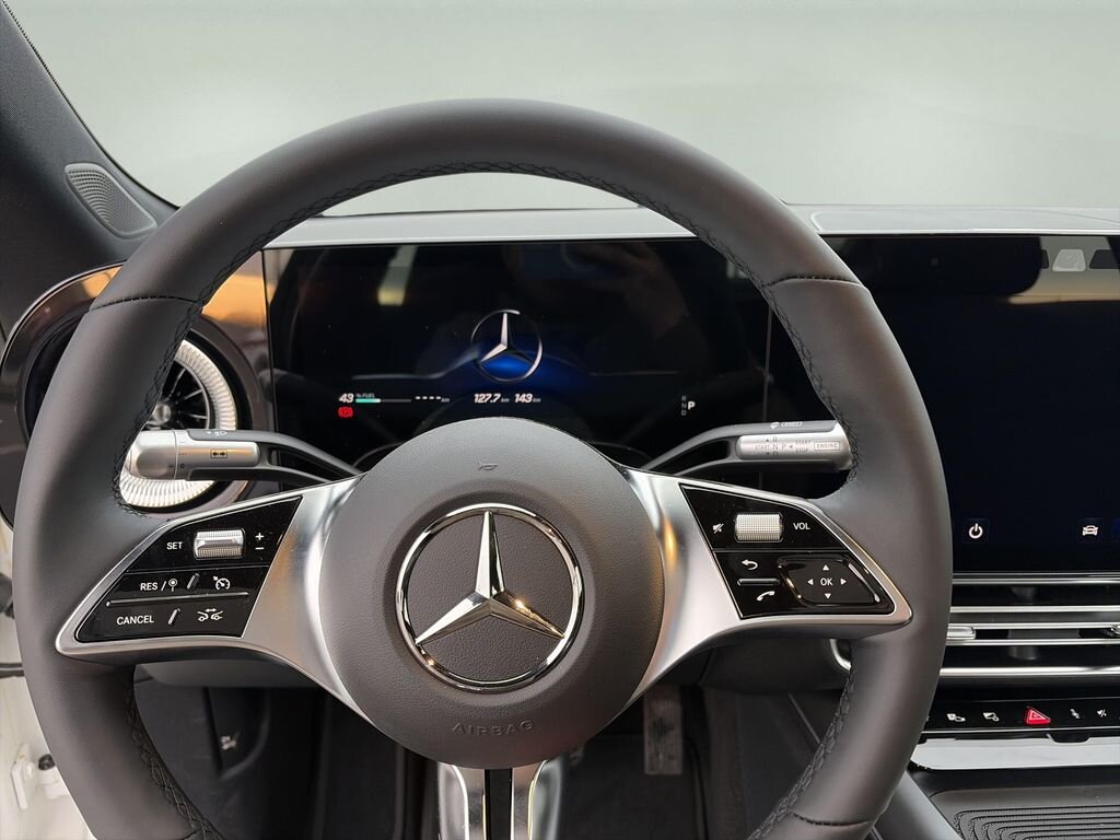 Mercedes-Benz CLA Sedan / Limuzína 1,3 l 120 kw