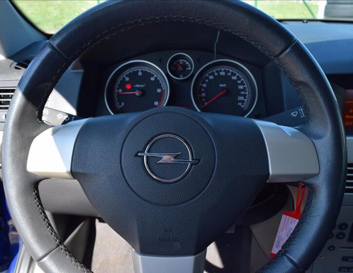 Opel Astra 33