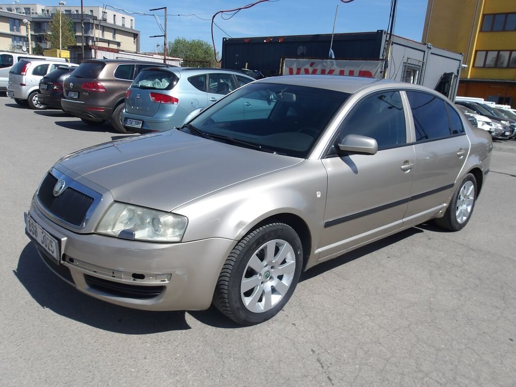 Škoda Superb Sedan / Limuzína 1,9 l 96 kw