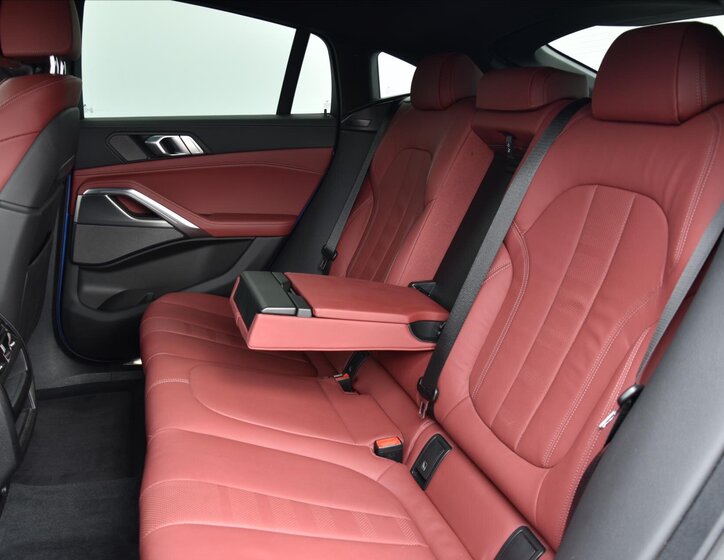 BMW X6 SUV / Terénní 4,4 l 390 kw