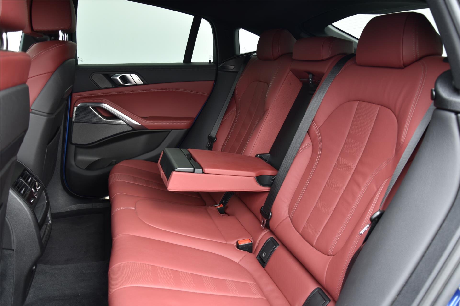 BMW X6 SUV / Terénní 4,4 l 390 kw