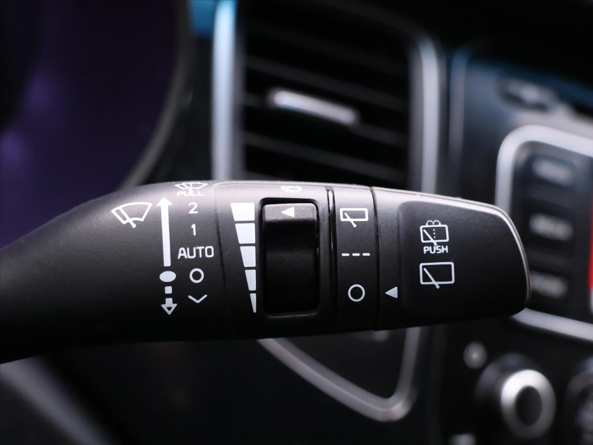 KIA Carens MPV 1,7 l 85 kw