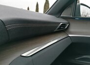 Peugeot 5008 SUV 1,5 l 96 kw