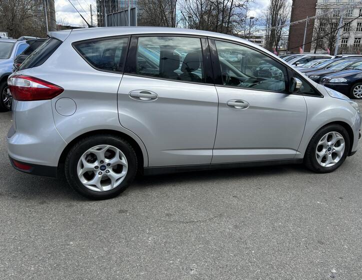 Ford C-MAX 18