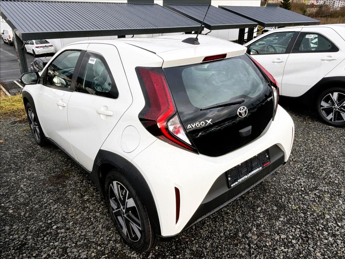 Toyota Aygo Hatchback 1,5 l 85 kw