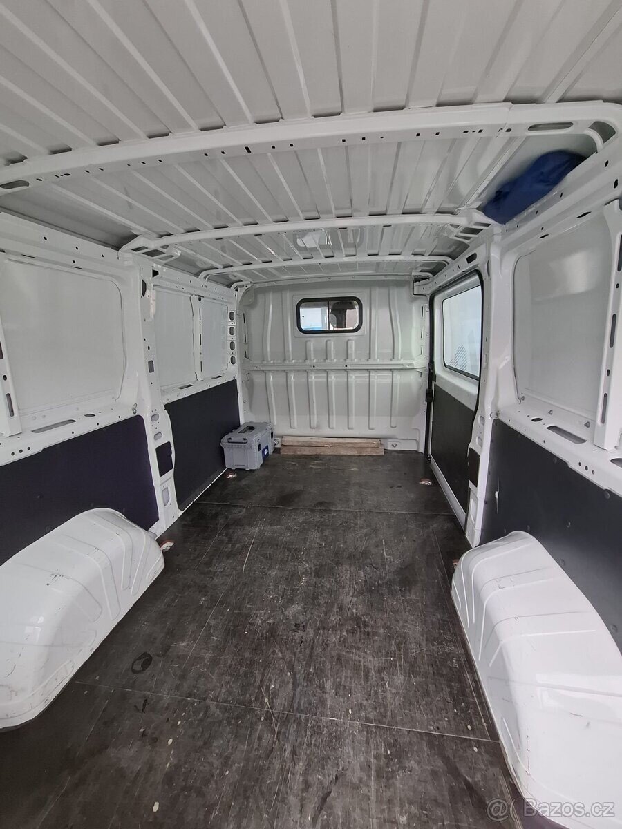 Peugeot Boxer VAN-Minibus 2,2 l 121 kw