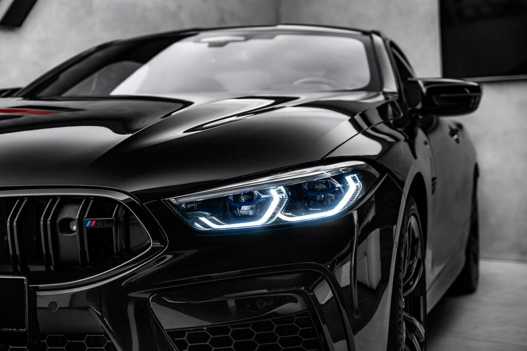 BMW M8 Kupé 4,4 l 460 kw