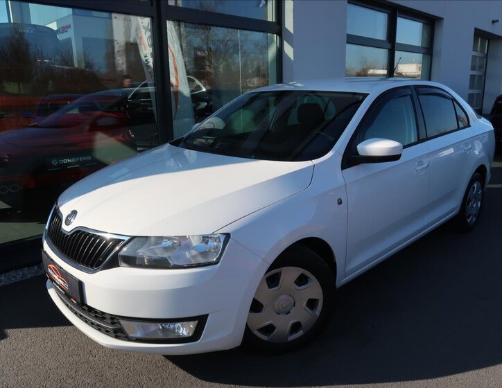 Škoda Rapid Sedan / Limuzína 1,2 l 63 kw