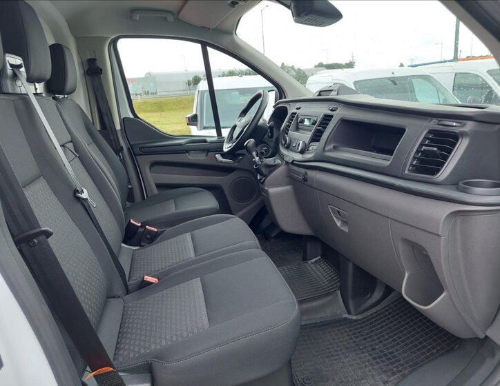 Ford Transit Custom Skříň 2,0 l 77 kw