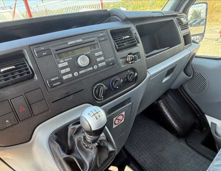 Ford Transit 12
