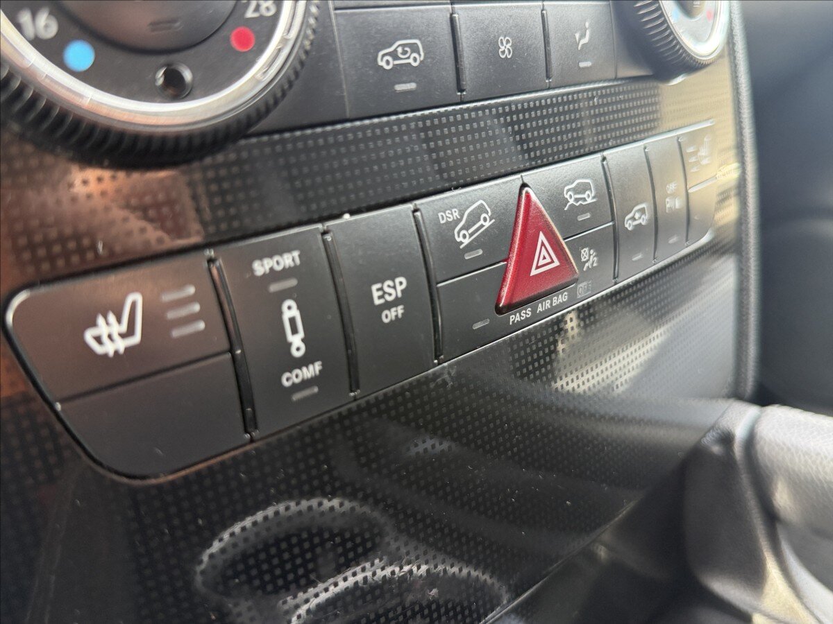 Mercedes-Benz Třídy M Kombi 3,0 l 165 kw