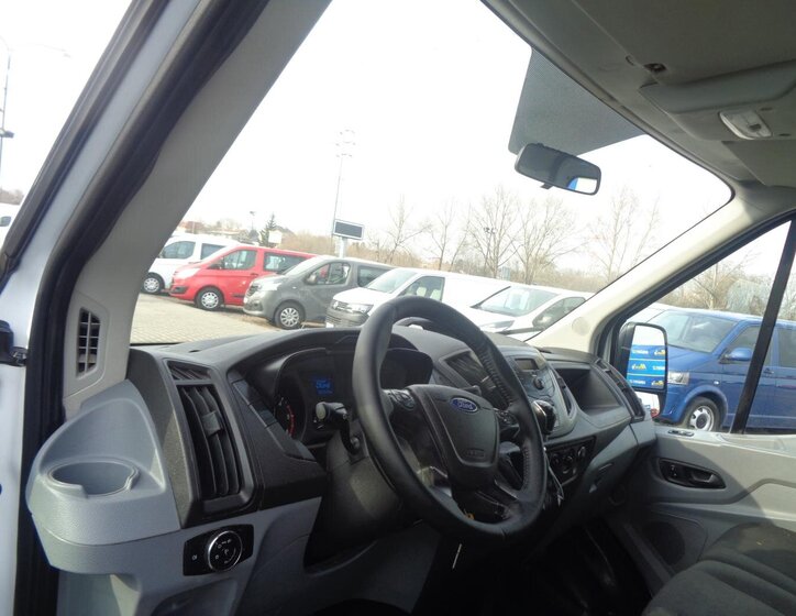 Ford Transit Valník 2,0 l 96 kw