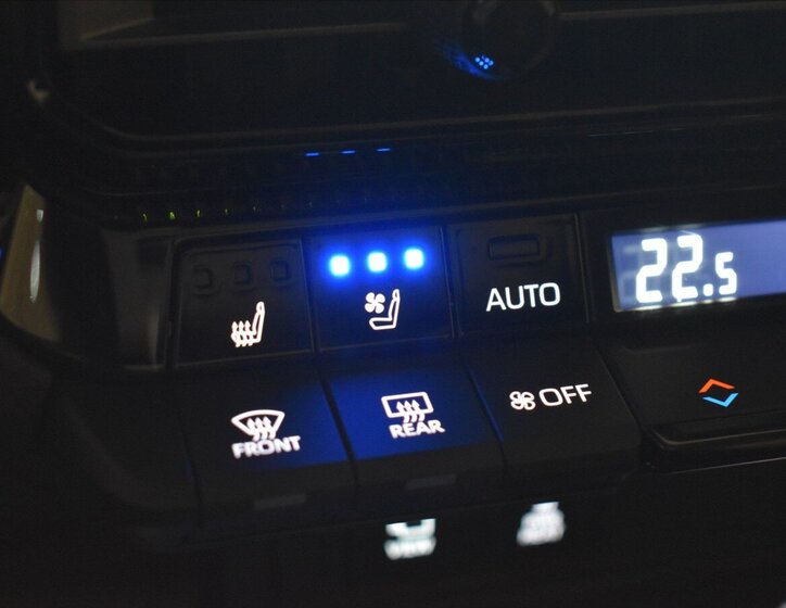 Toyota Land Cruiser SUV / Terénní 2,8 l 151 kw