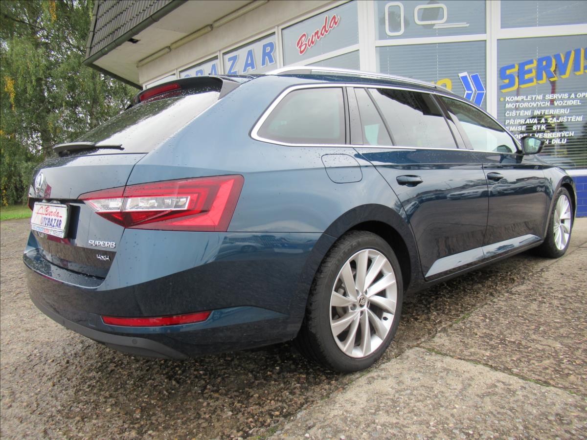 Škoda Superb Kombi 2,0 l 140 kw
