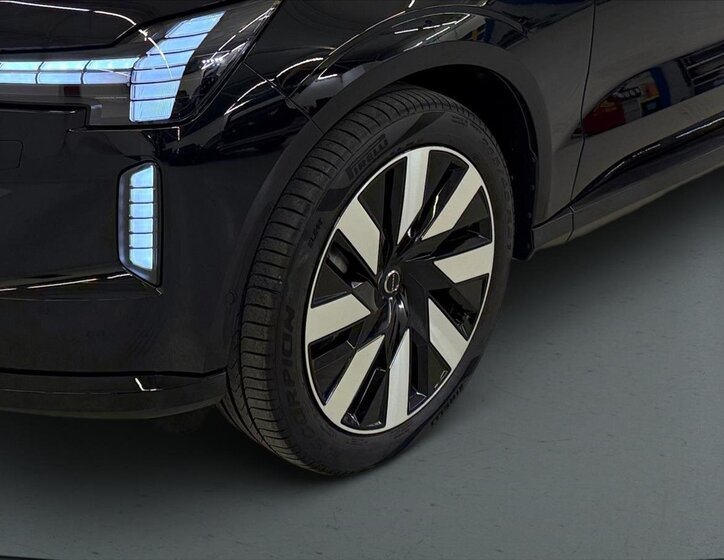 Volvo EX90 SUV / Terénní 0,0 380 kw