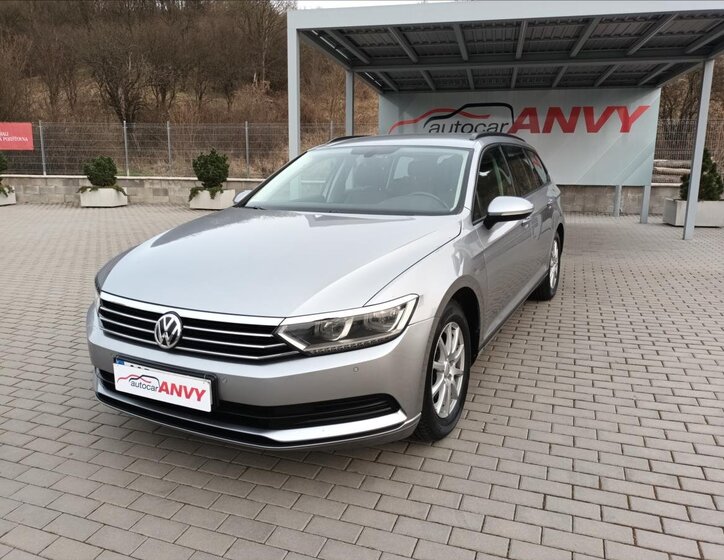 Volkswagen Passat Kombi 2,0 l 110 kw