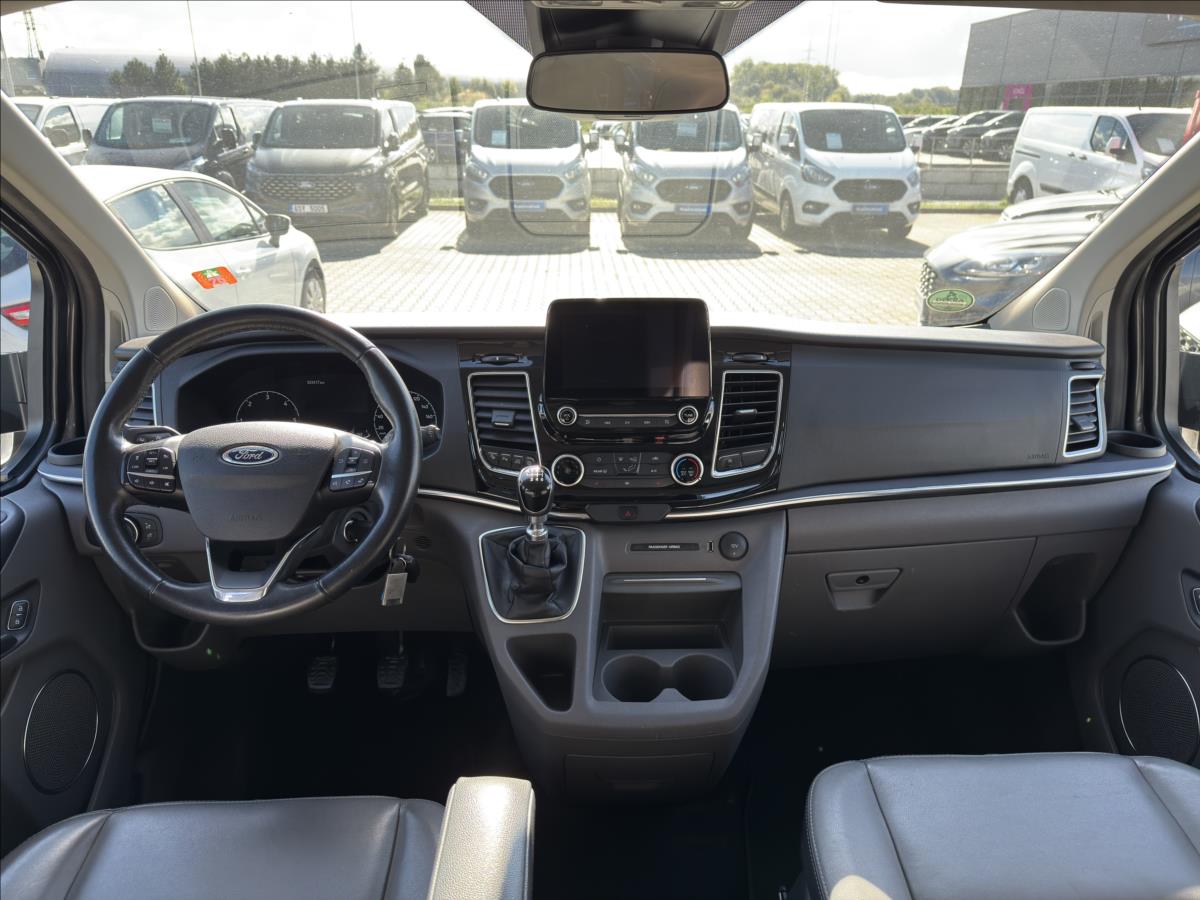Ford Tourneo Custom