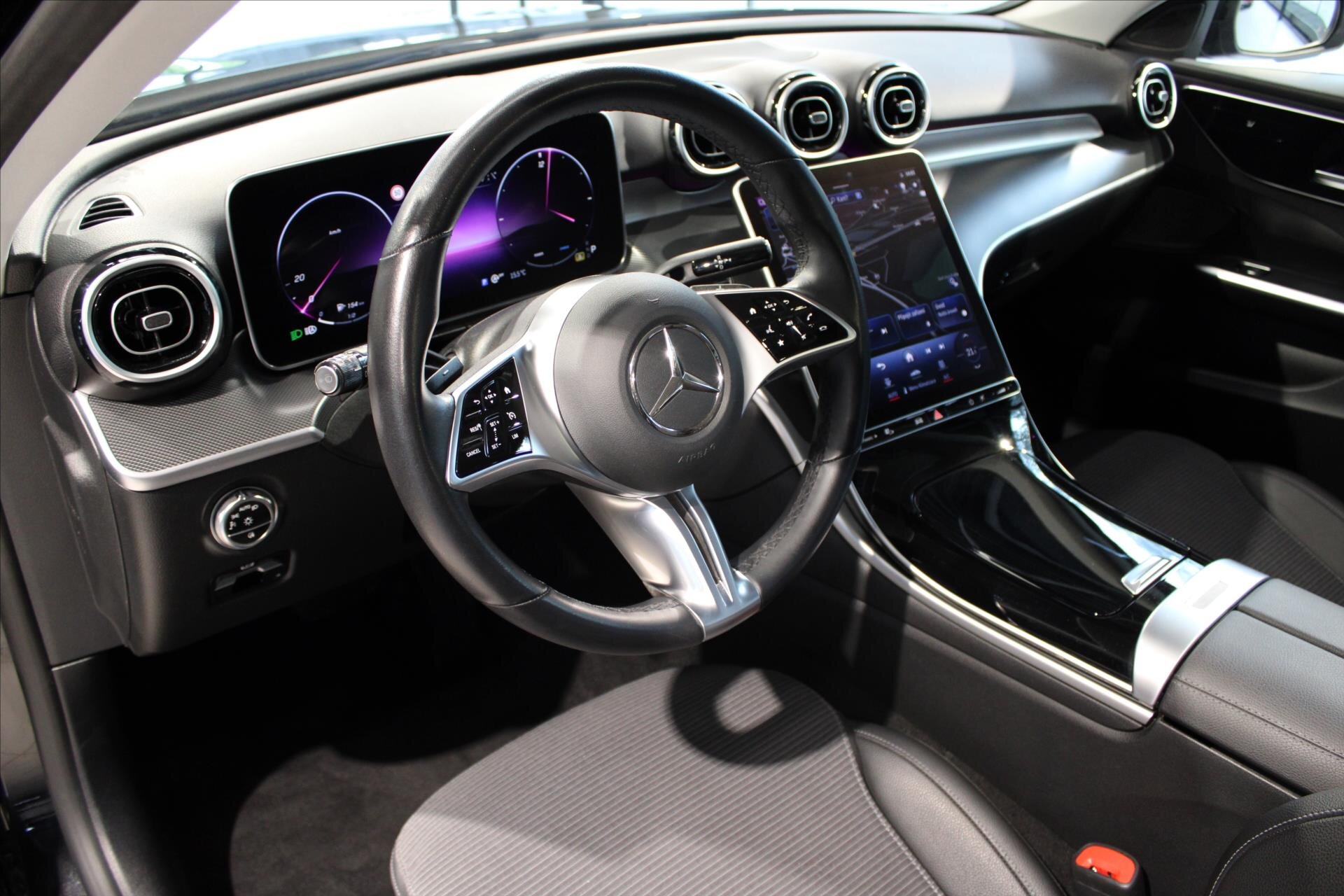 Mercedes-Benz Třídy C Kombi 2,0 l 147 kw