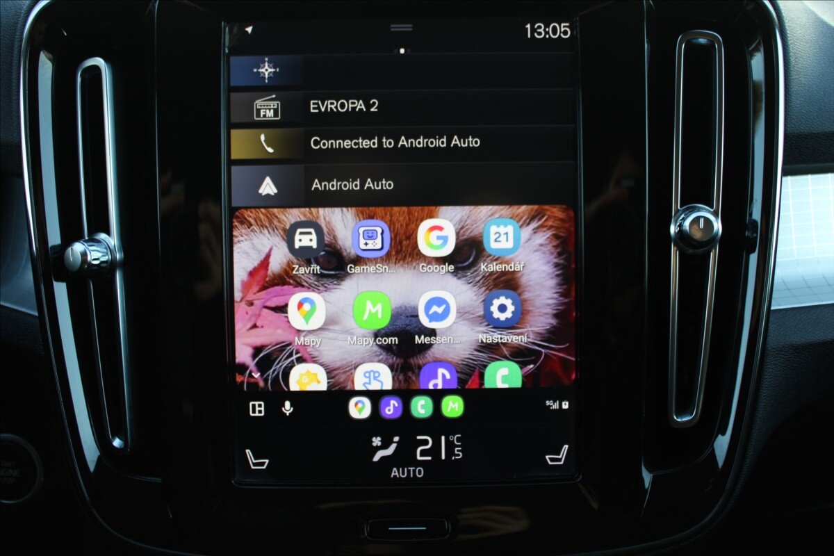 Volvo XC40 SUV 2,0 l 140 kw