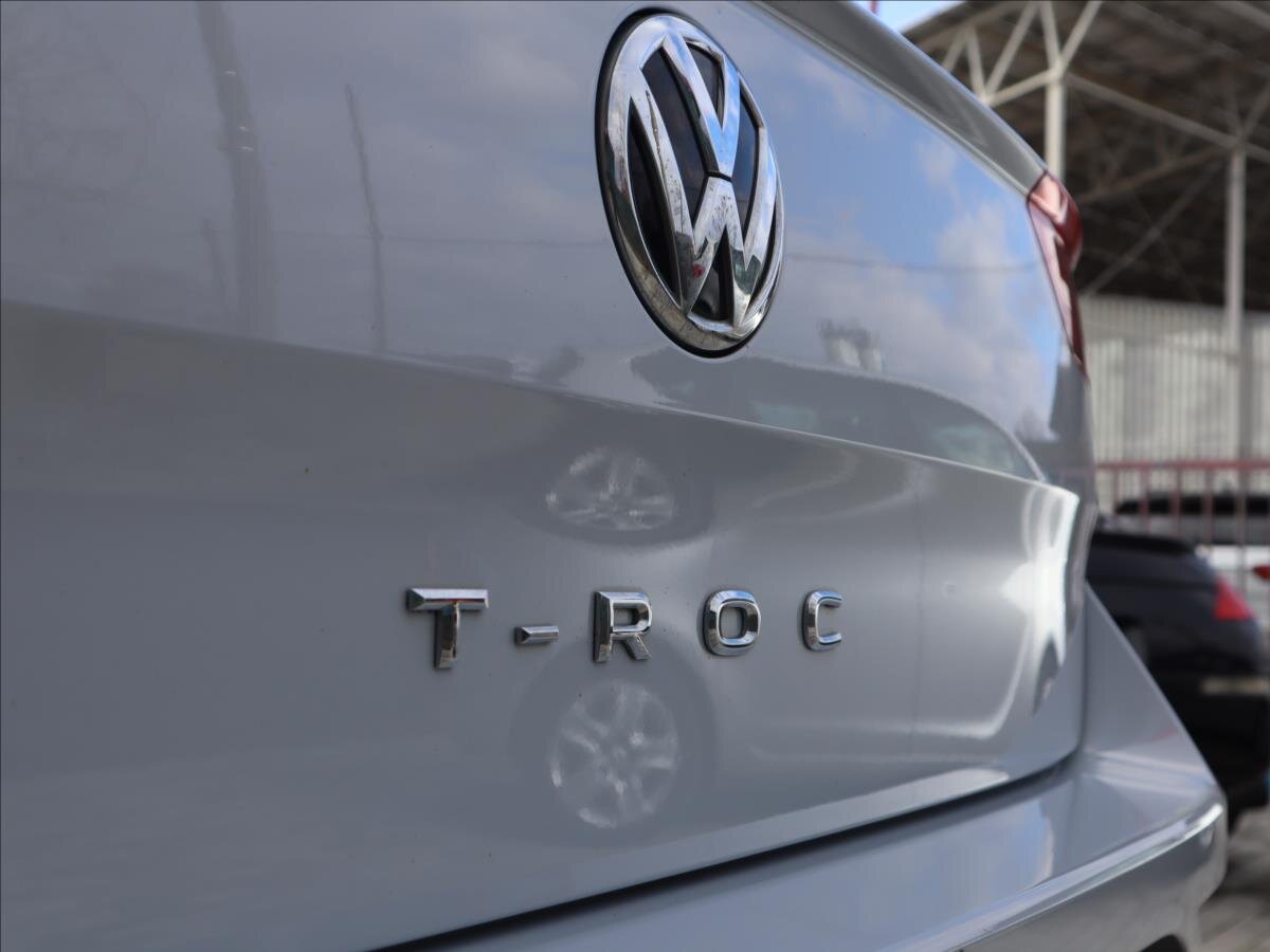 Volkswagen T-Roc CUV 1,5 l 110 kw
