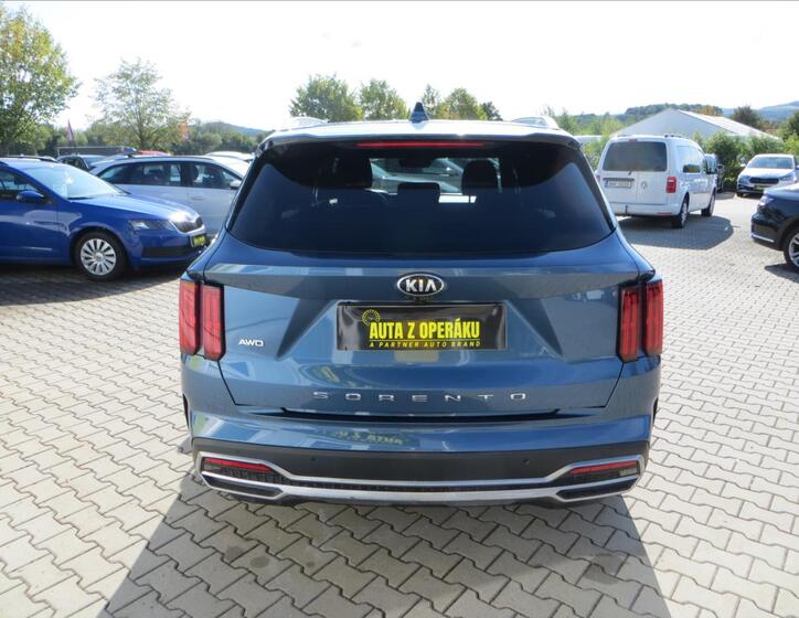 KIA Sorento 6