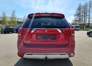 Mitsubishi Outlander SUV / Terénní 2,4 l 165 kw