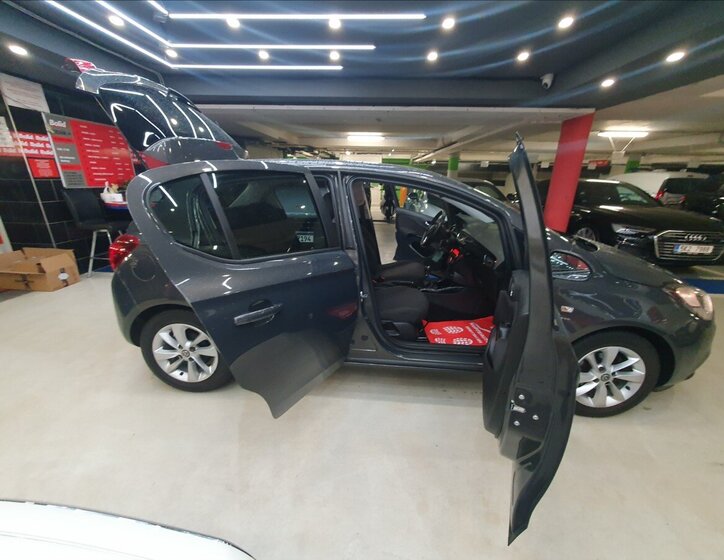 Opel Corsa Hatchback 1,4 l 66 kw