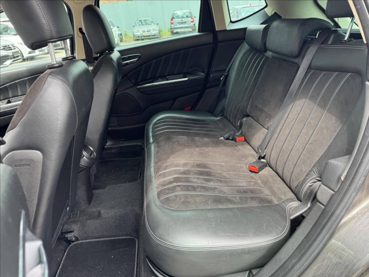 Lancia Delta Hatchback 2,0 l 121 kw