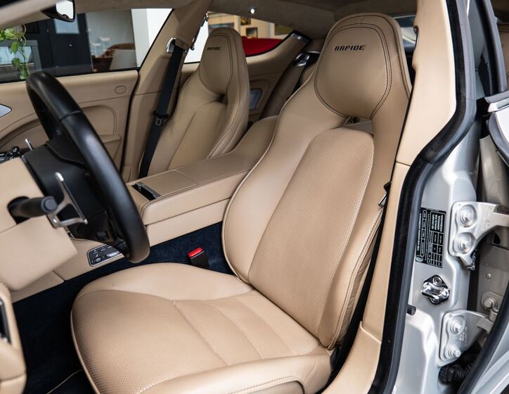 Aston Martin Rapide 7