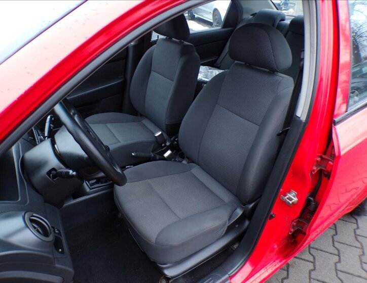 Chevrolet Aveo Sedan 1,2 l 53 kw