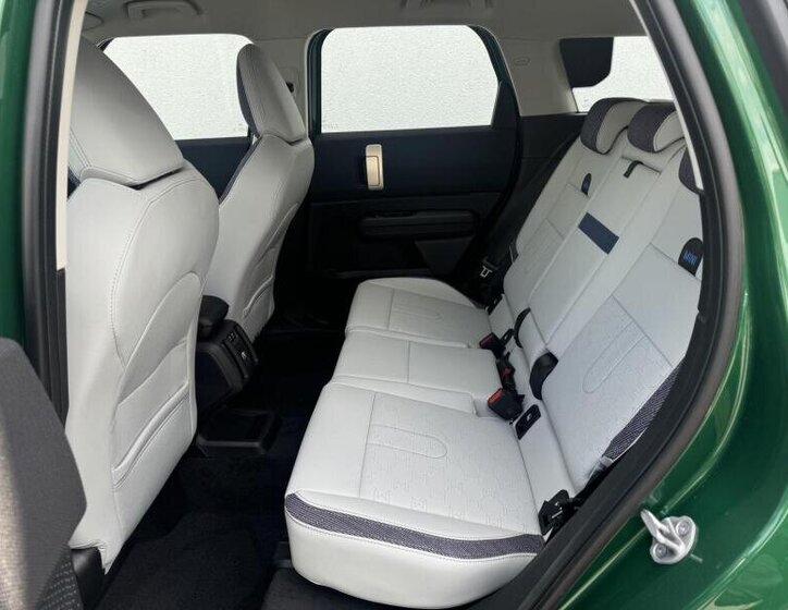 Mini Countryman SUV 2,0 l 160 kw