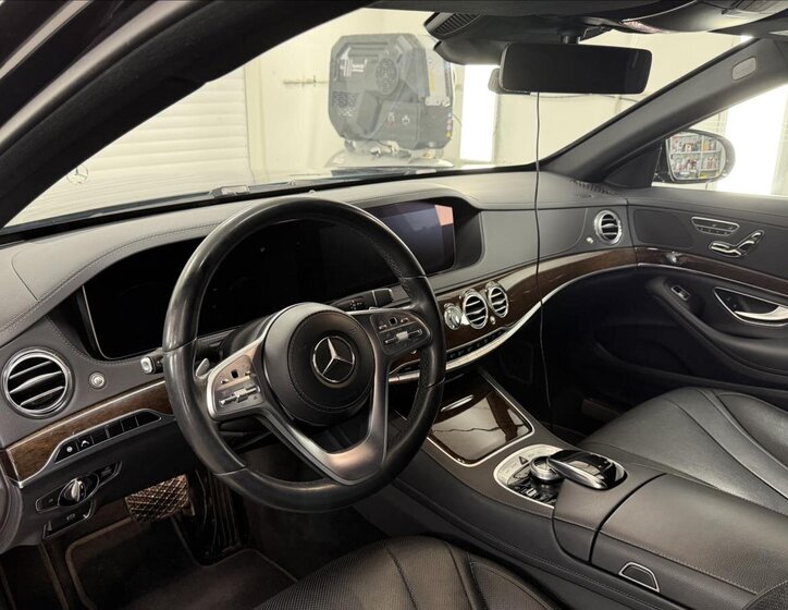 Mercedes-Benz Třídy S Sedan / Limuzína 2,9 l 250 kw