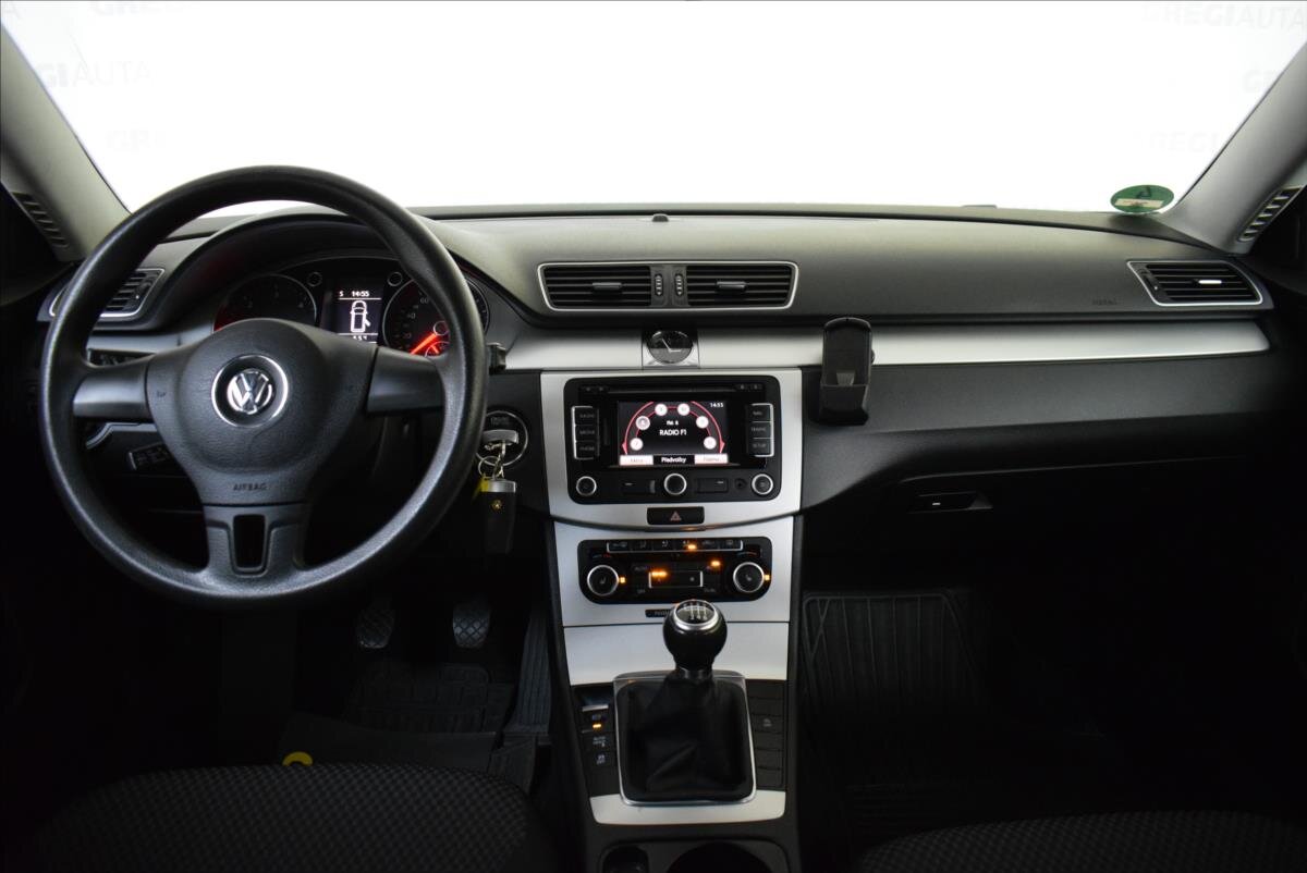 Volkswagen Passat Kombi 2,0 l 103 kw