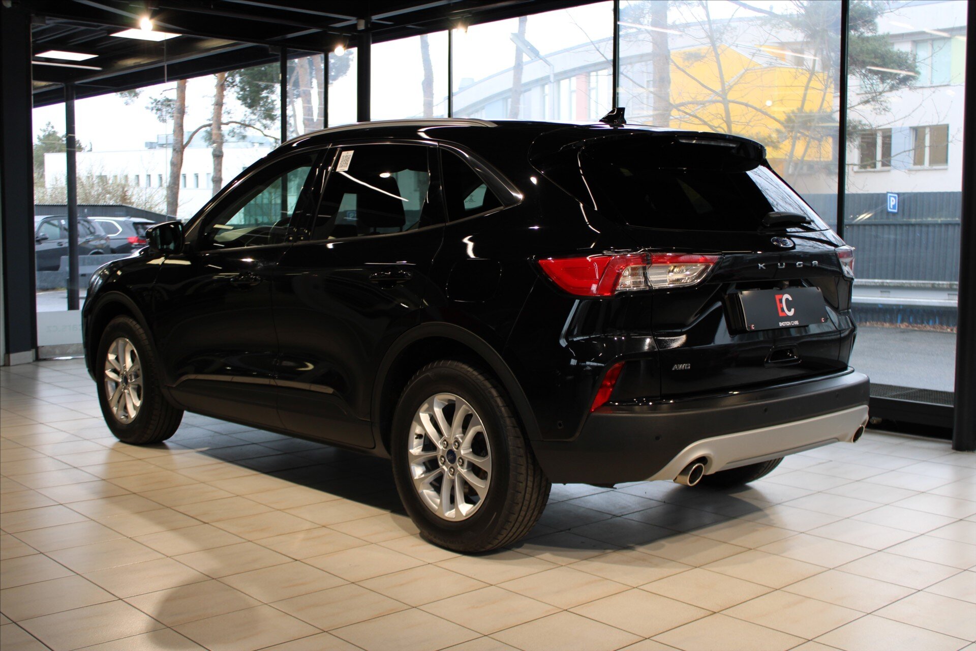 Ford Kuga SUV / Terénní 2,0 l 140 kw