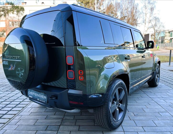 Land Rover Defender SUV / Terénní 3,0 l 183 kw