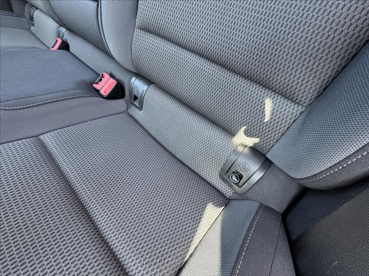 Volkswagen Golf Hatchback 1,6 l 77 kw