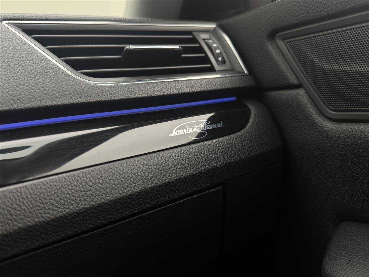 Škoda Superb Kombi 2,0 l 140 kw