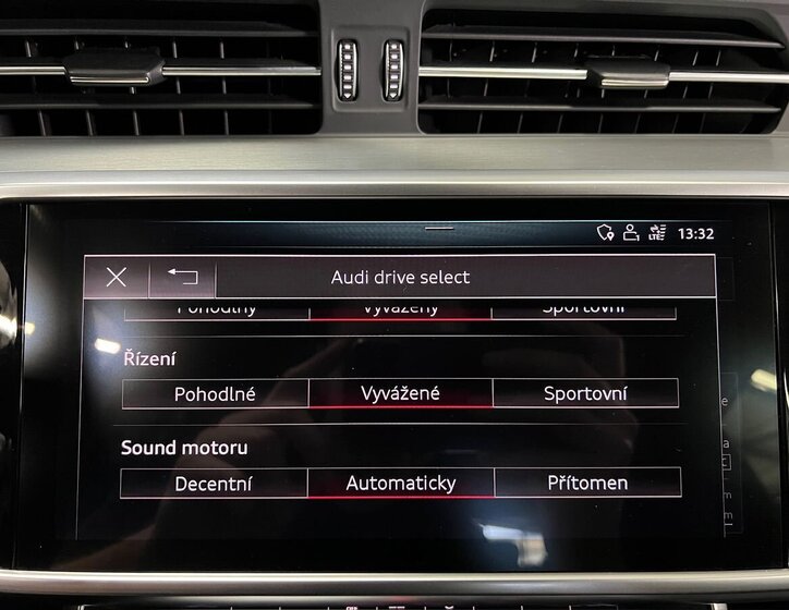 Audi S6 Kombi 3,0 l 257 kw
