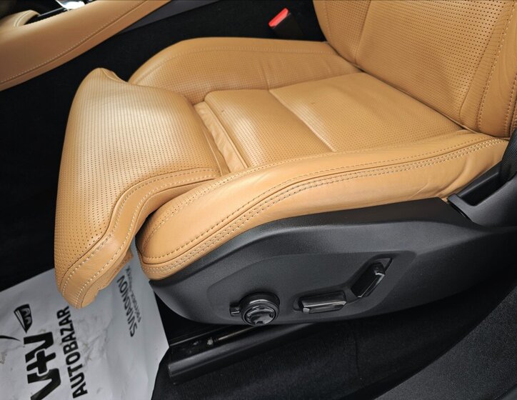 Volvo XC90 SUV 2,0 l 184 kw