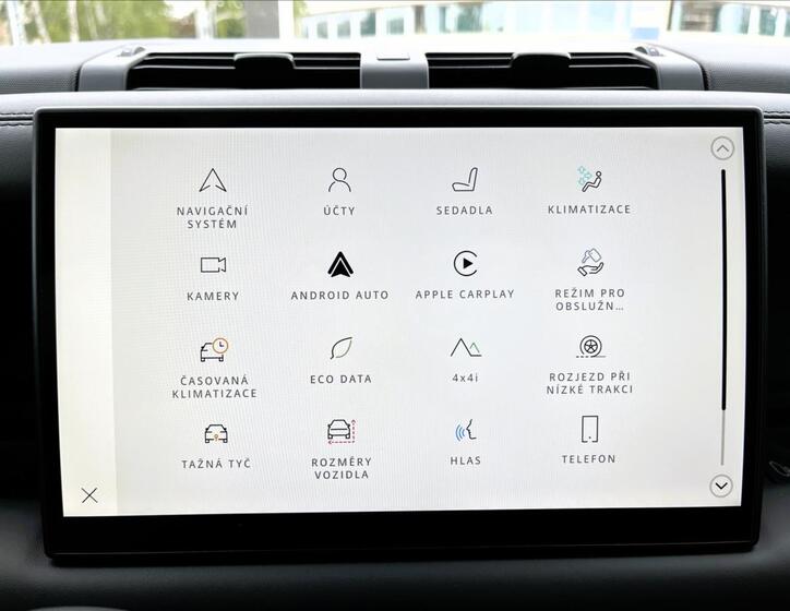 Land Rover Defender 21