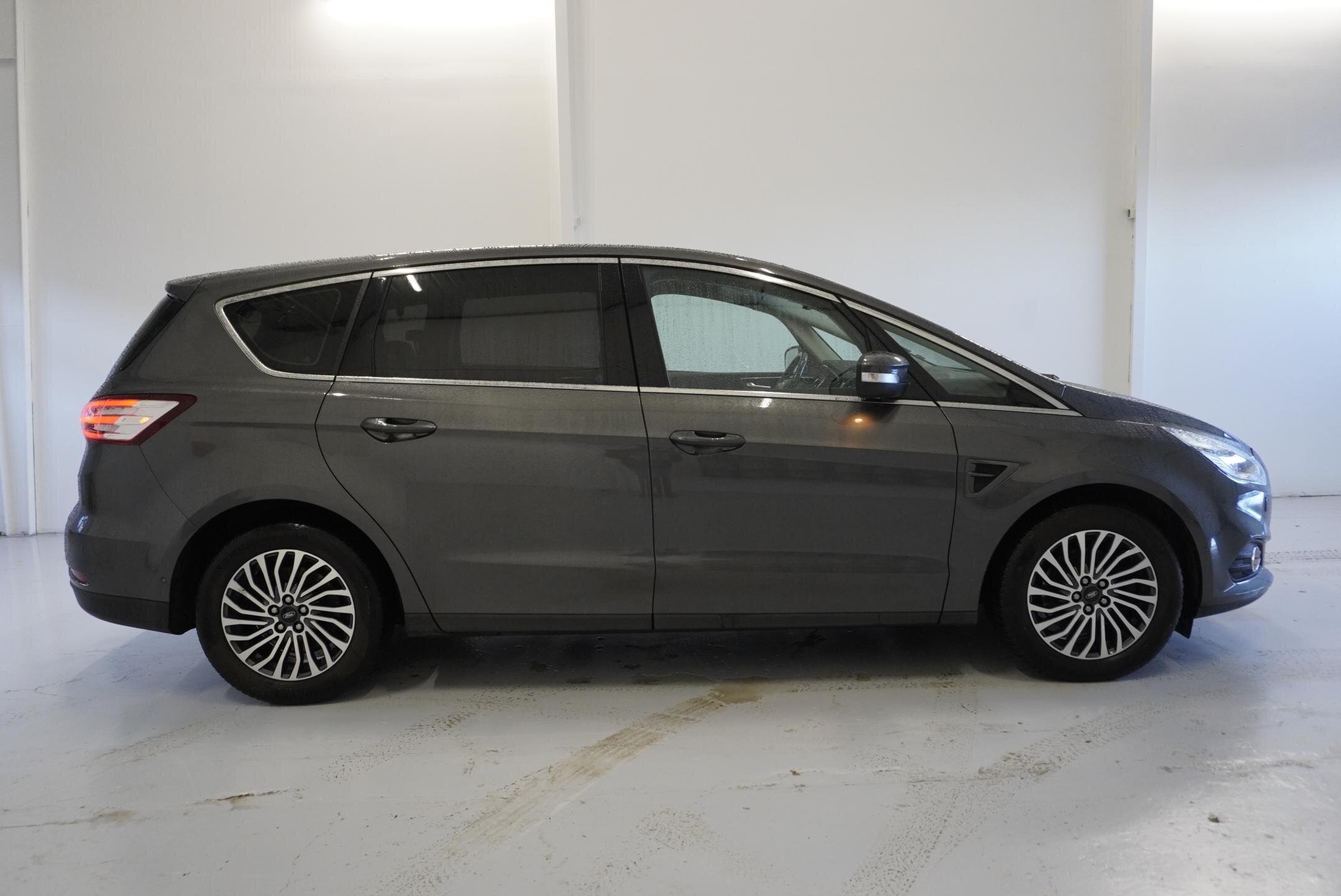 Ford S-MAX Ostatní 2,0 l 140 kw