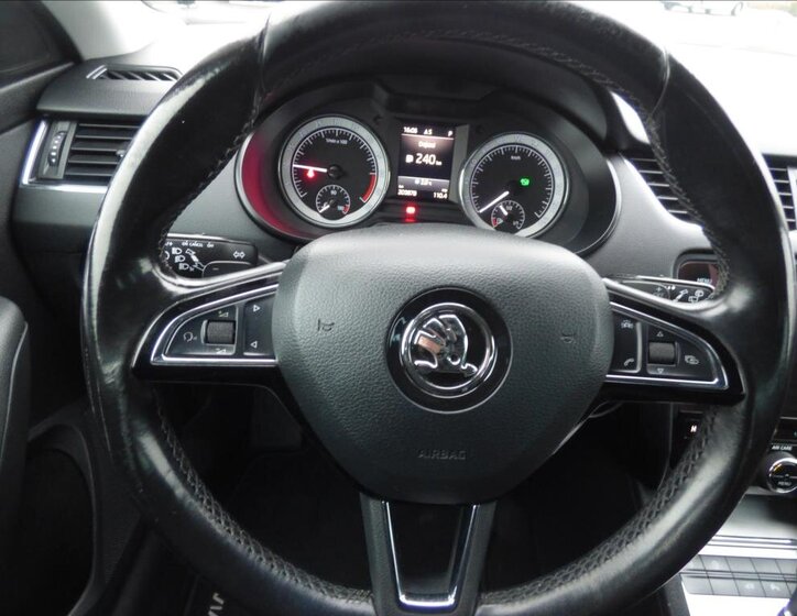 Škoda Octavia Kombi 2,0 l 110 kw