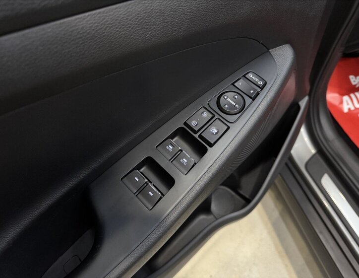 Hyundai Tucson SUV / Terénní 2,0 l 136 kw