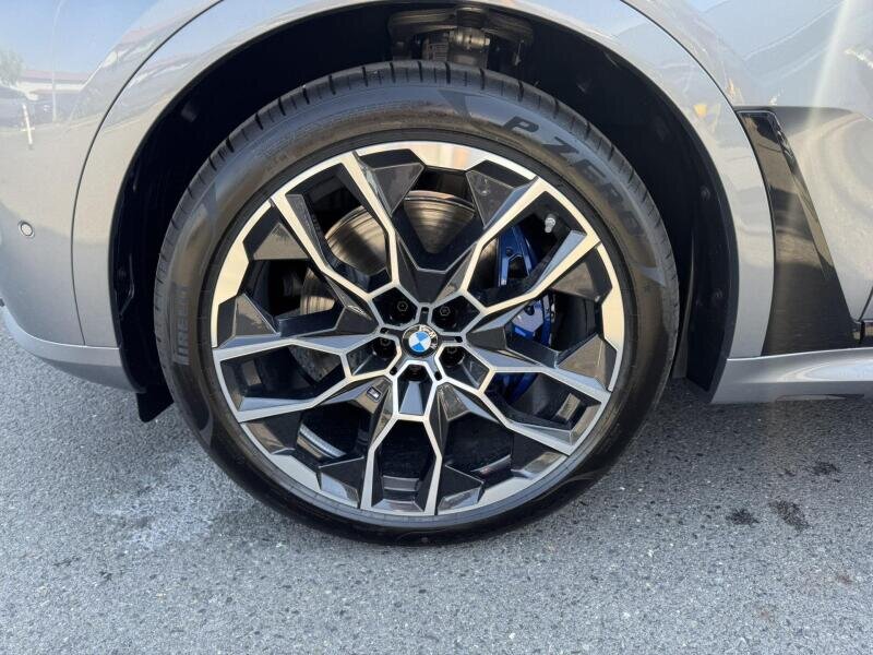 BMW X7 SUV / Terénní 3,0 l 250 kw