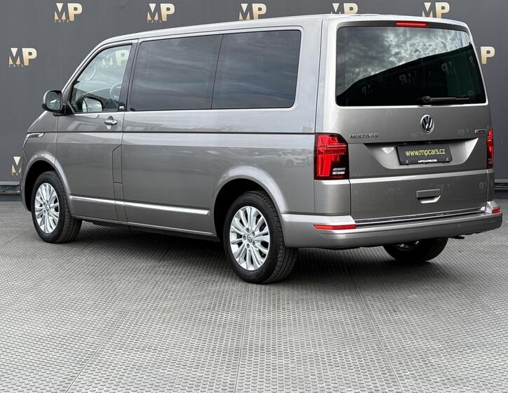 Volkswagen Multivan 8